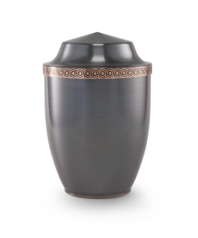 Koperen urn zwart met friese ring