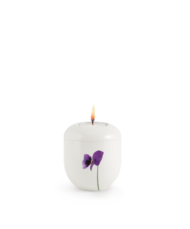 Porseleinen urn wit viooltje herdenkingslicht