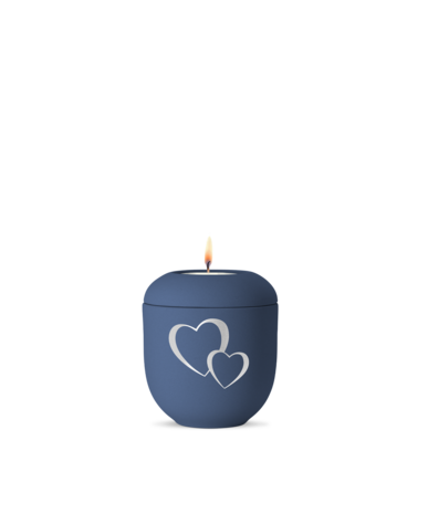 Porseleinen urn blauw met zilver dubbel hart herdenkingslicht