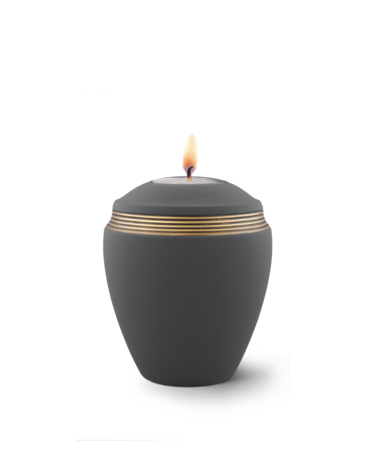 Keramische urn grijs handgeschilderd met oud goud herdenkingslicht
